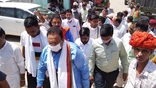 भाजपा पितलिया की कोरोना जांच रिपोर्ट नेगेटिव लेकर आए और खूब प्रचार कराए – चिकित्सा मंत्री