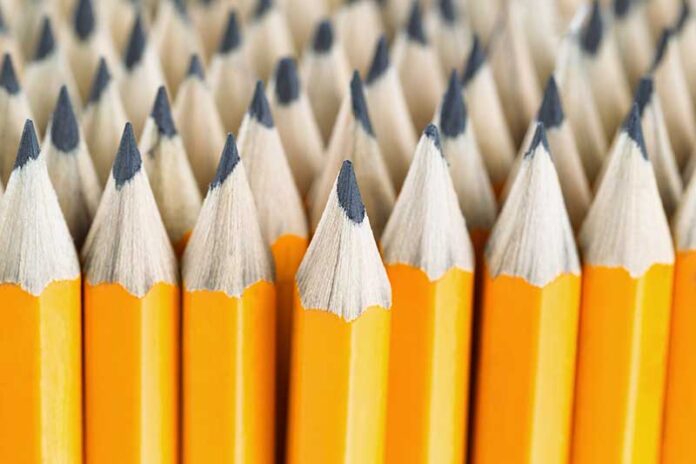 feature-article Crafting Compelling Narratives: A Guide to Writing Long-Form Feature Articles